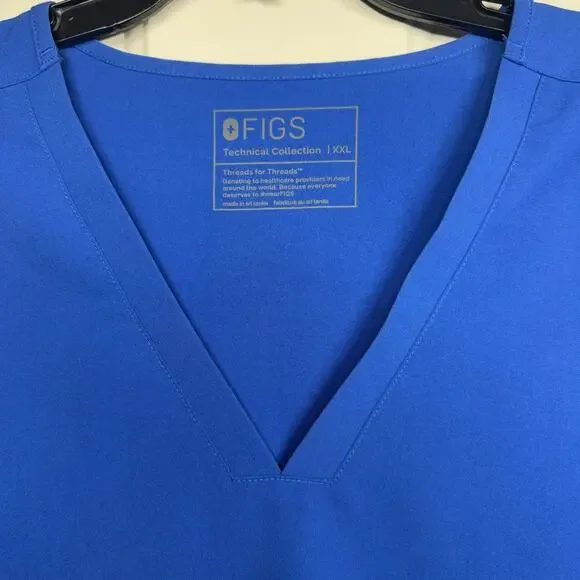 FIGS Women’s Casma Three-Pocket Scrub Top in Royal Blue Size XXL - Picture 4 of 5
